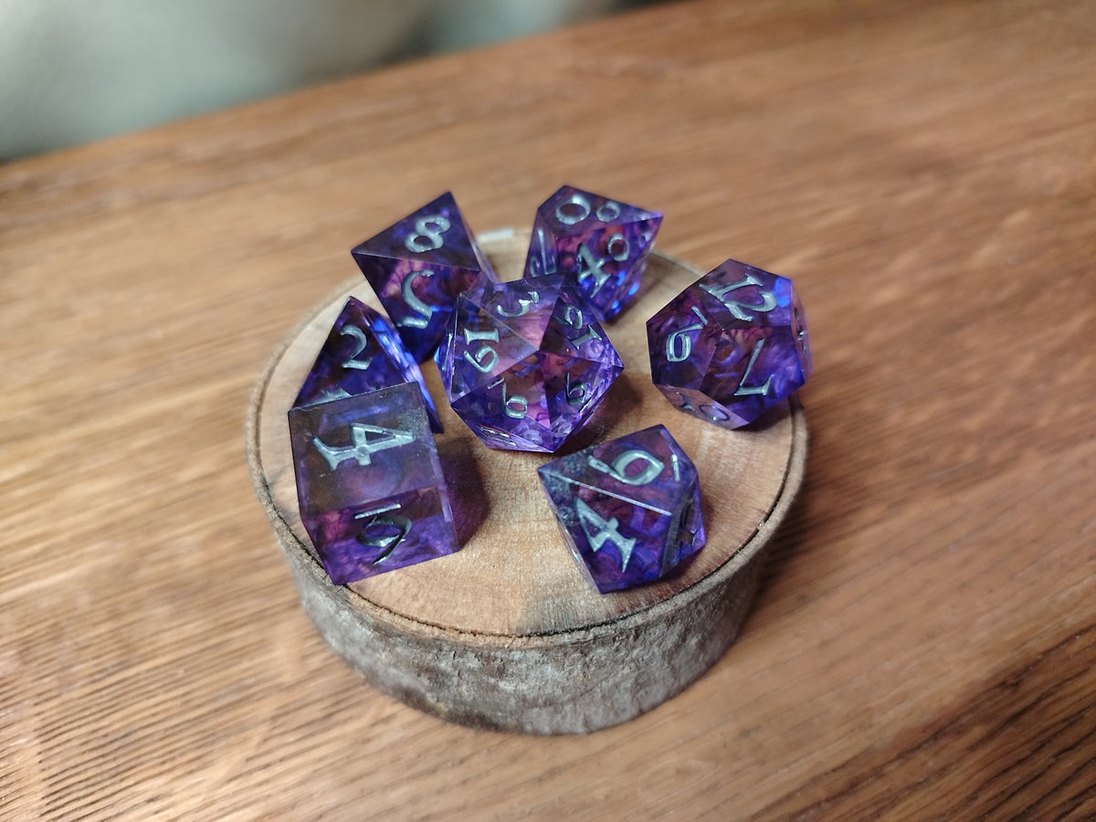 Purple Tendrils - Poyhederal Dice Set