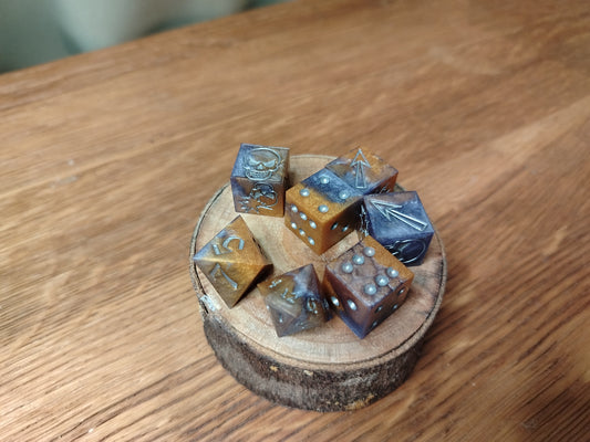 Lilac and Gold - Blood Bowl Dice Set