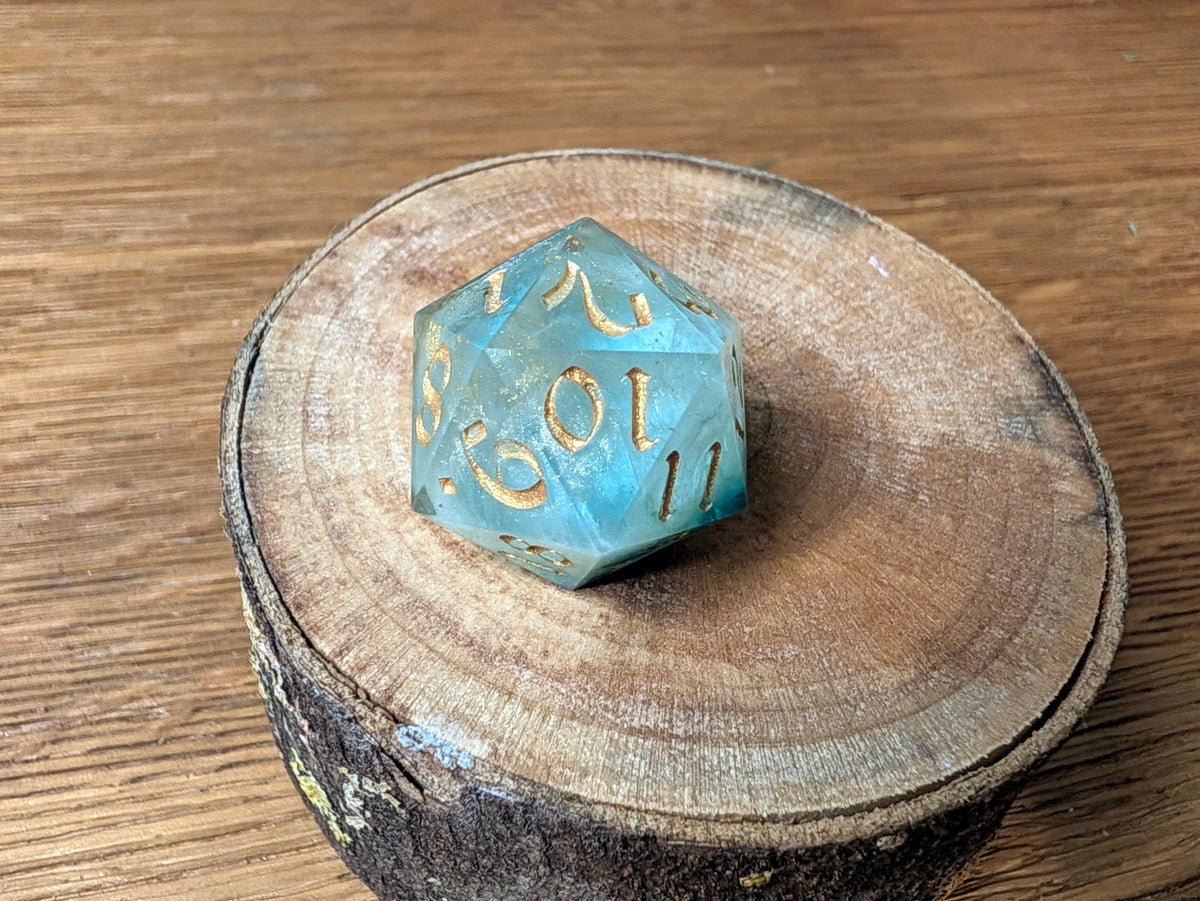 Winter Sea - Spindown D20 Die